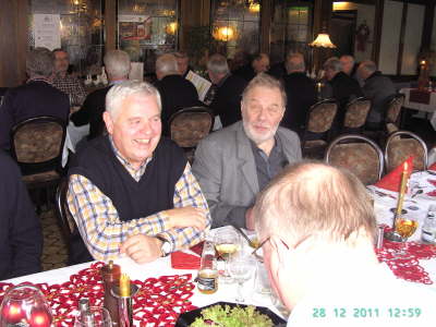 Mittwoch, 28.12.11. 32 Kollegen waren beim Treffen im H�ffer Hof